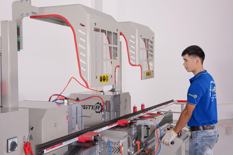 Máy sở hữu ưu điểm vận hành êm ái nên rất được nhiều người lựa chọn