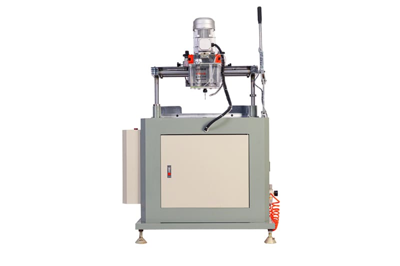 Thiết kế của máy chắc chắn bền bỉ vận hành mượt mà