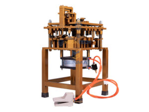 Máy đột dập nhôm Xingfa, nhôm cỏ, nhôm vát cạnh - 24 dao hơi 1