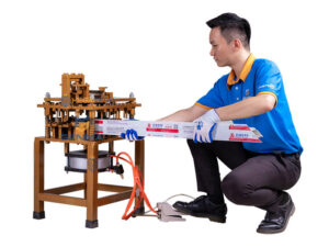 Máy đột dập nhôm Xingfa, nhôm cỏ, nhôm vát cạnh - 24 dao hơi 2