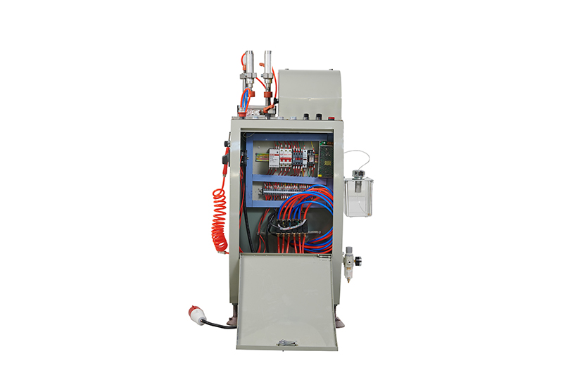 Máy sử dụng hệ thống điện an toàn