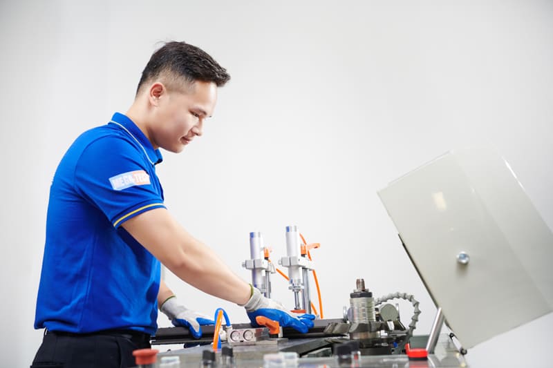 Hướng dẫn sử dụng máy phay đố thay dao nhanh 