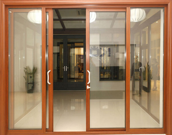 Cửa lùa nhôm kính vân gỗ 4 cánh