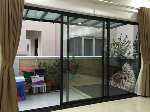 Cửa nhôm xingfa hệ 55 xếp trượt