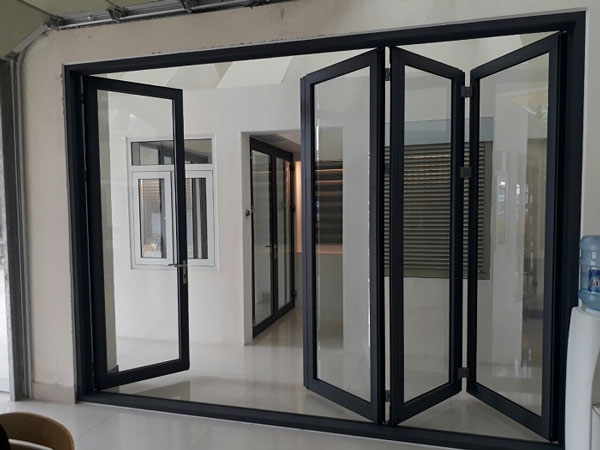 Mẫu cửa nhôm 4 cánh hệ 1000 7