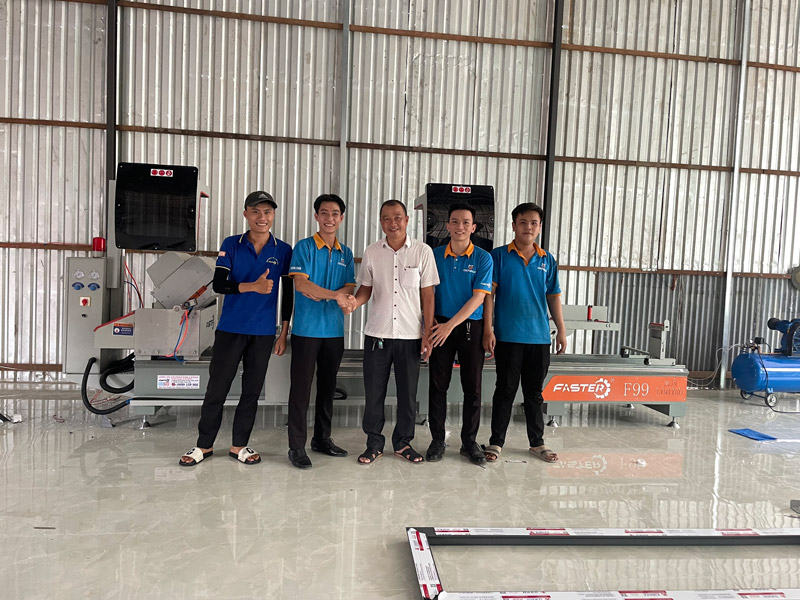 Bảo dưỡng máy cho khách