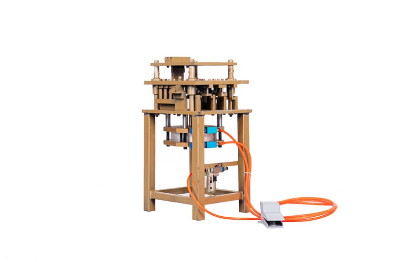 Máy đột dập nhôm Pma