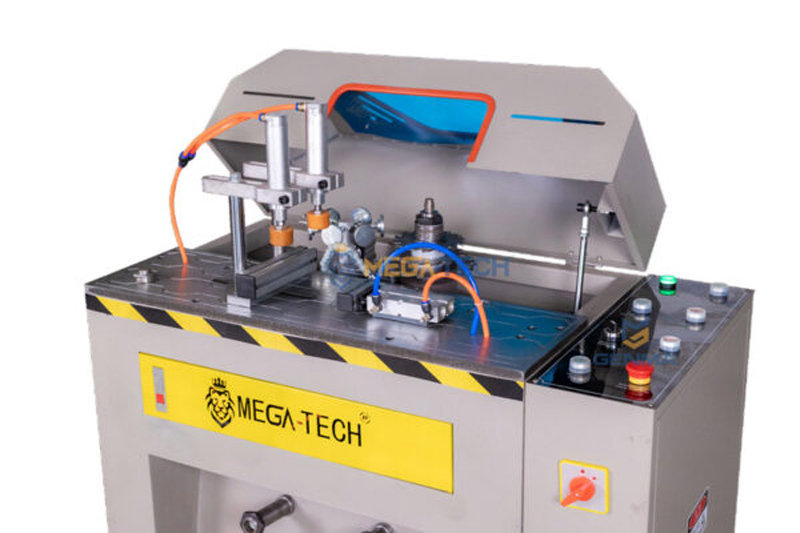 máy phay đố nhôm megatech