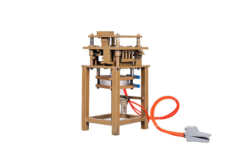 máy đột dập nhôm thủy lực