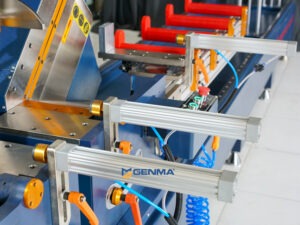 Máy cắt nhôm 2 đầu CNC ngoại tuyến Meisheng MS 600 CNC 9