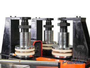 Máy uốn vòm nhôm CNC 40 tấn Faster 9