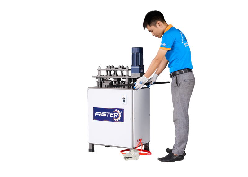 Máy sản xuất nhôm nội thất cánh kính 6