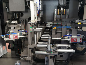 Trạm gia công nhôm trung tâm Kaiue K7000 Super 7